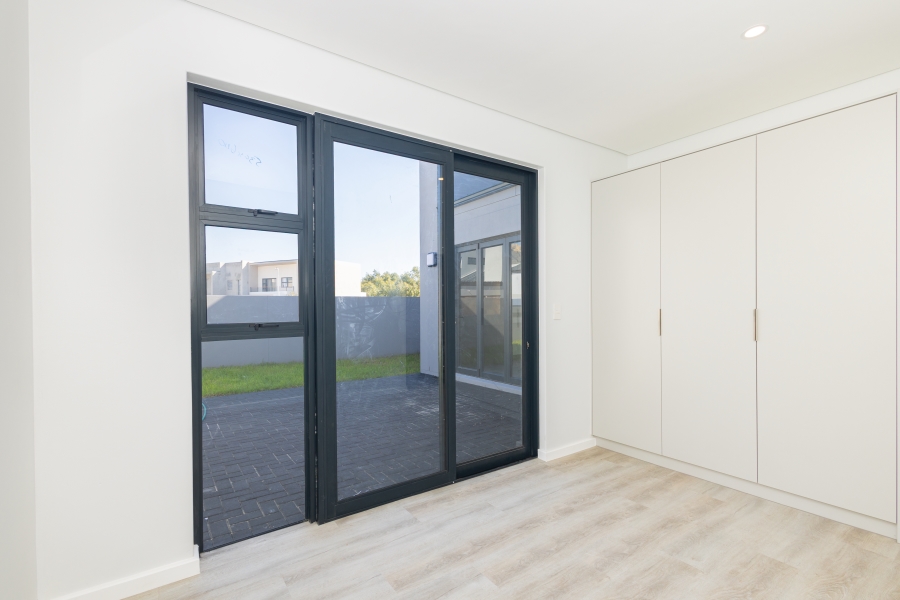 4 Bedroom Property for Sale in Sandown Western Cape